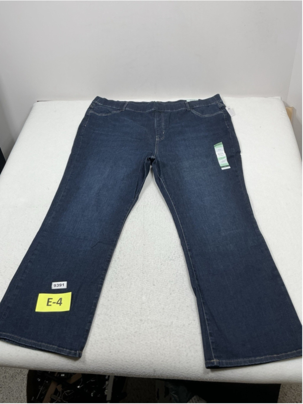 Womans NWT Terra & Sky Pullon Dark Blue Jeans 4X (28W-30W) Bootcut